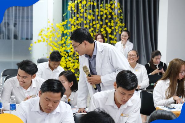 Ths Bs. Đặng Ngọc Hùng Và Hành Trình Mang Kiến Thức Dinh Dưỡng đến 12.000 Người