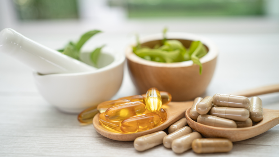 Thực phẩm chức năng cũng có thể là một lựa chọn để bổ sung vitamin cho trẻ